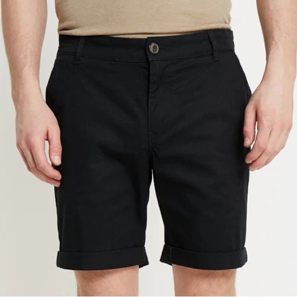 Selected Homme Paris Straight Shorts In Stores